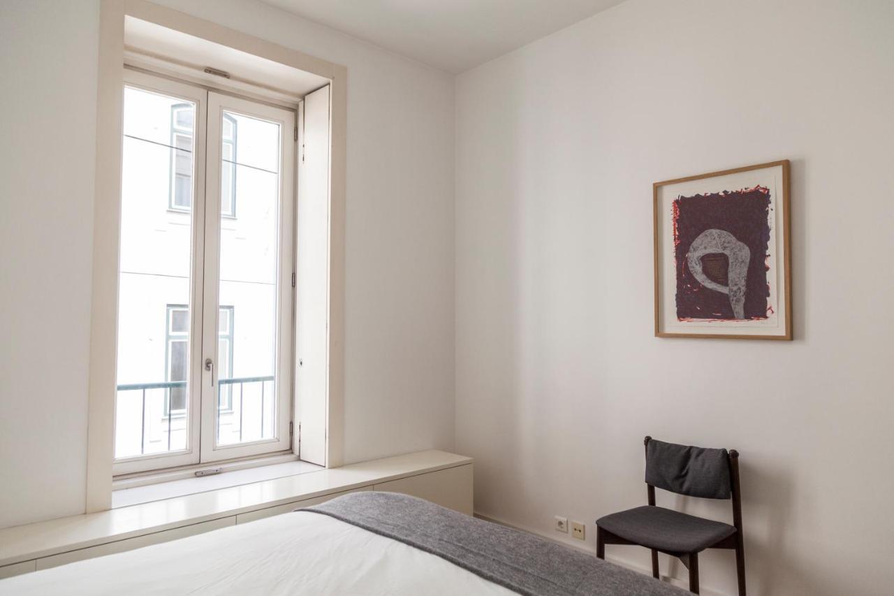 Classy 2Bdr Apartment In Downtown By Lovelystay Lisboa Exteriör bild