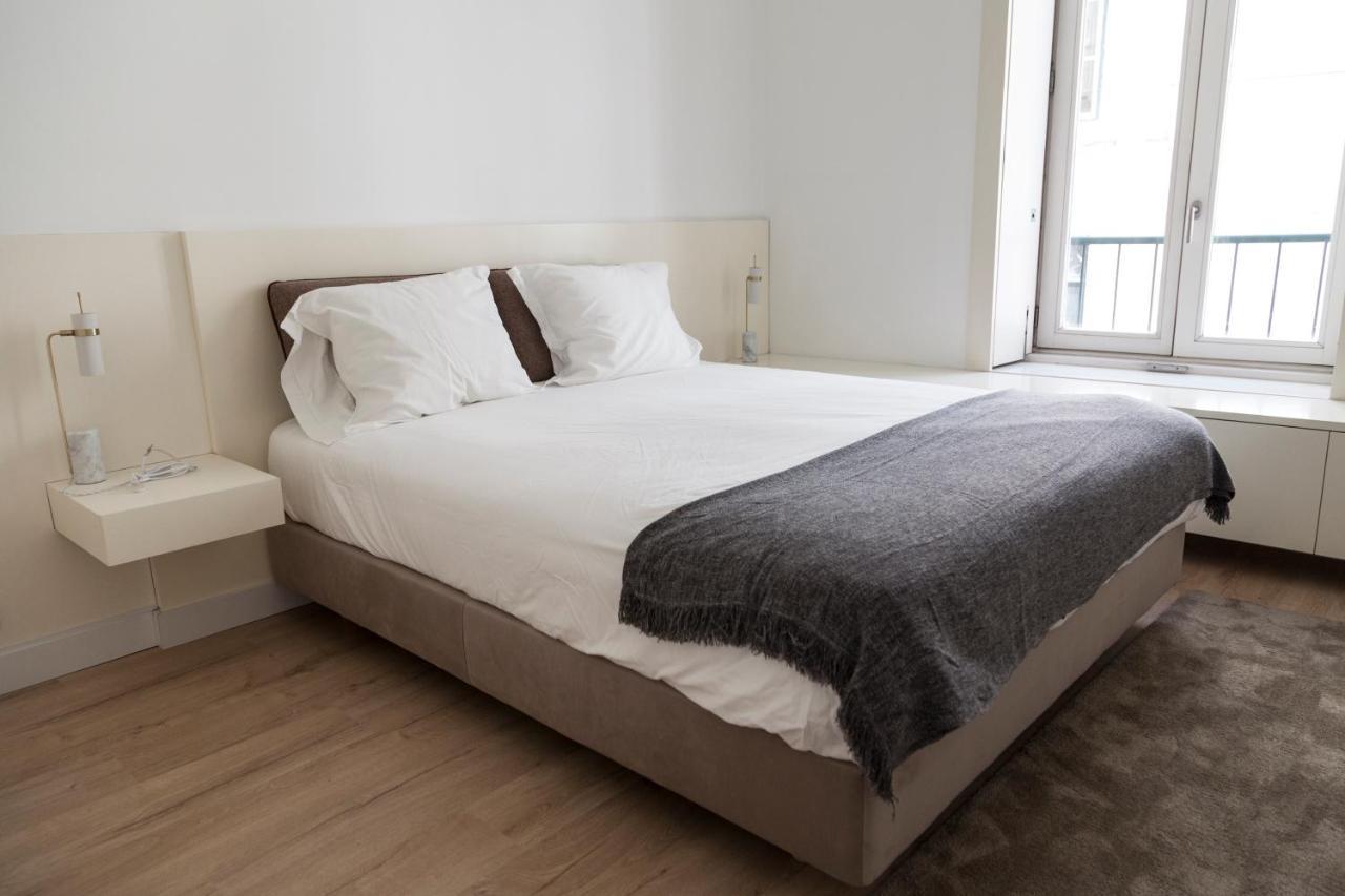 Classy 2Bdr Apartment In Downtown By Lovelystay Lisboa Exteriör bild
